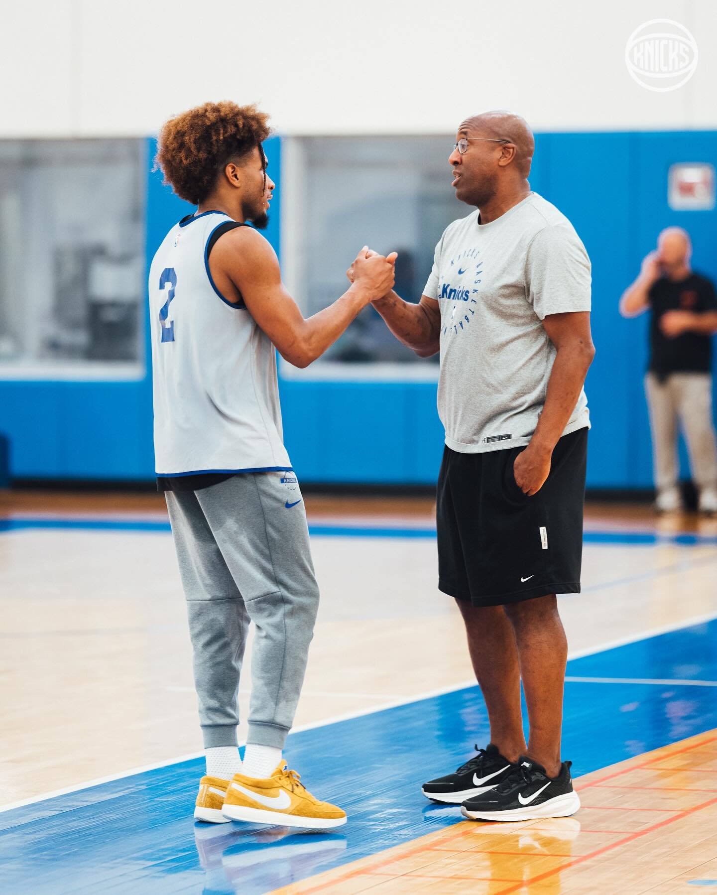 yid, 新主帅新气, div