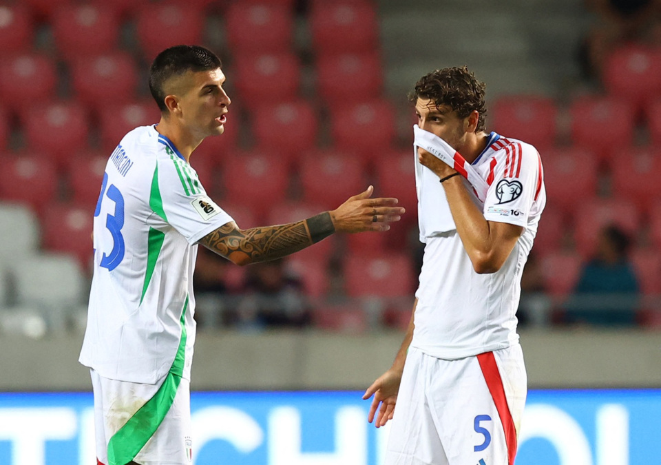 bt, wvKM, com bt, wvKM, com